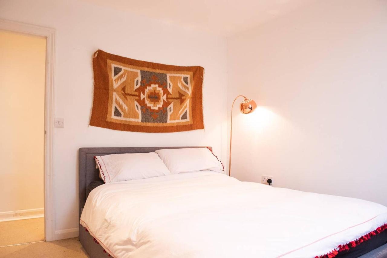 Modern 1 Bedroom Apartment In Fulham London Eksteriør bilde